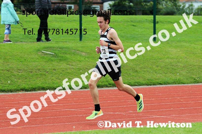 North Eastern 10000 metres, Whitley Bay. Photo: David T. Hewitson/Sports for All Pics